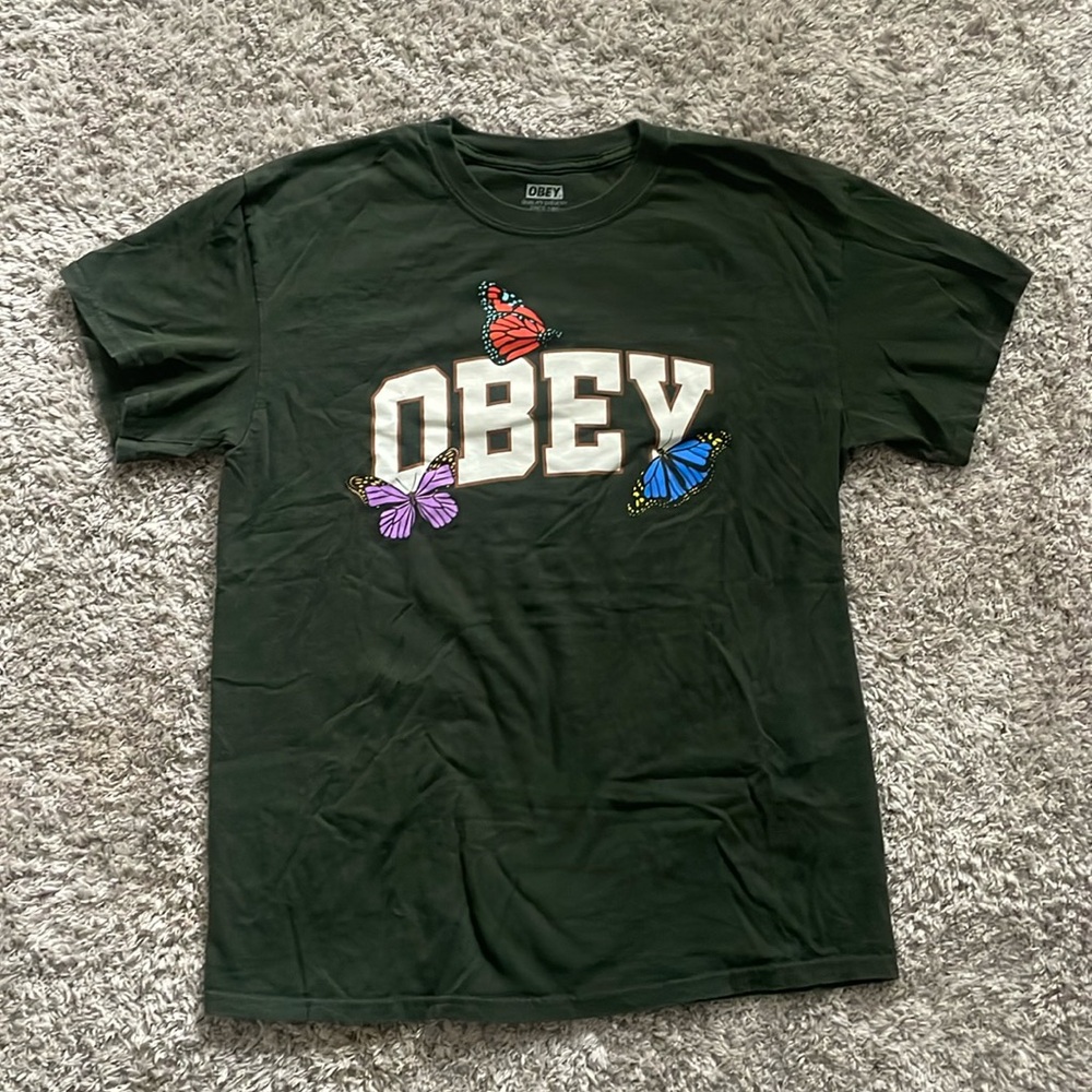 obey tshirt